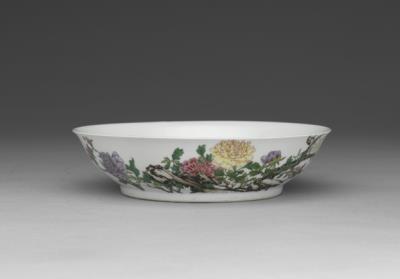 图片[3]-Dish with flowers in falangcai painted enamels, Qing dynasty, Yongzheng reign (1723-1735)-China Archive